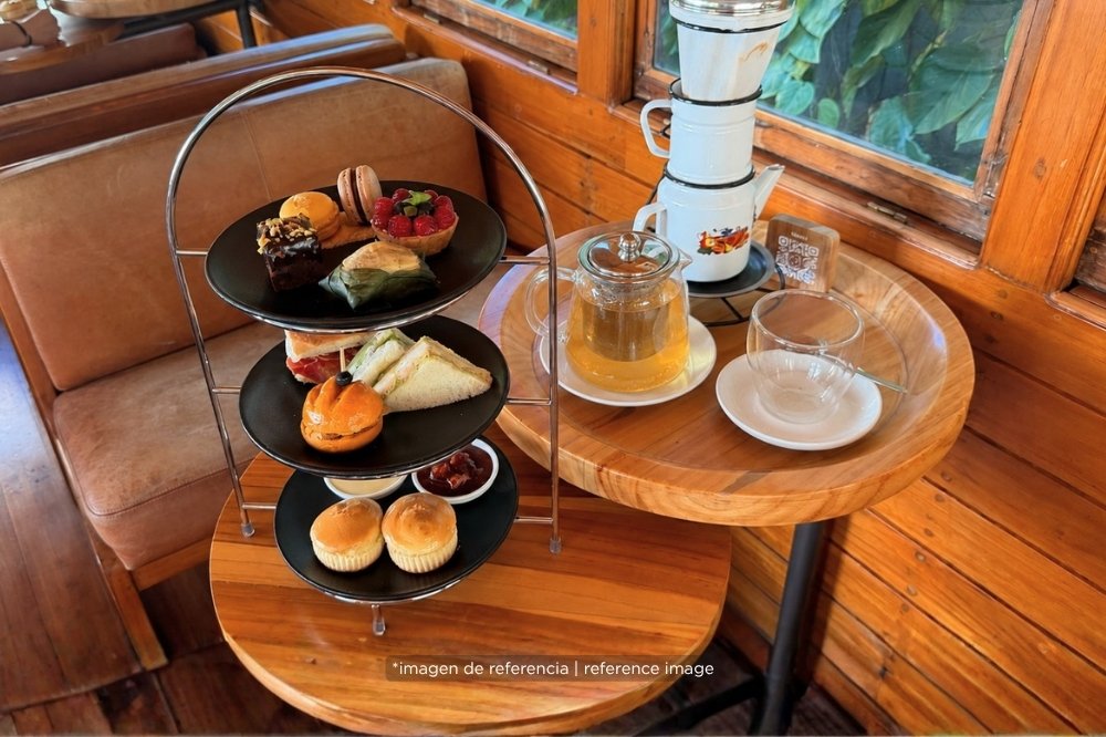 Té de la Tarde en Parallel / Afternoon Tea at Parallel